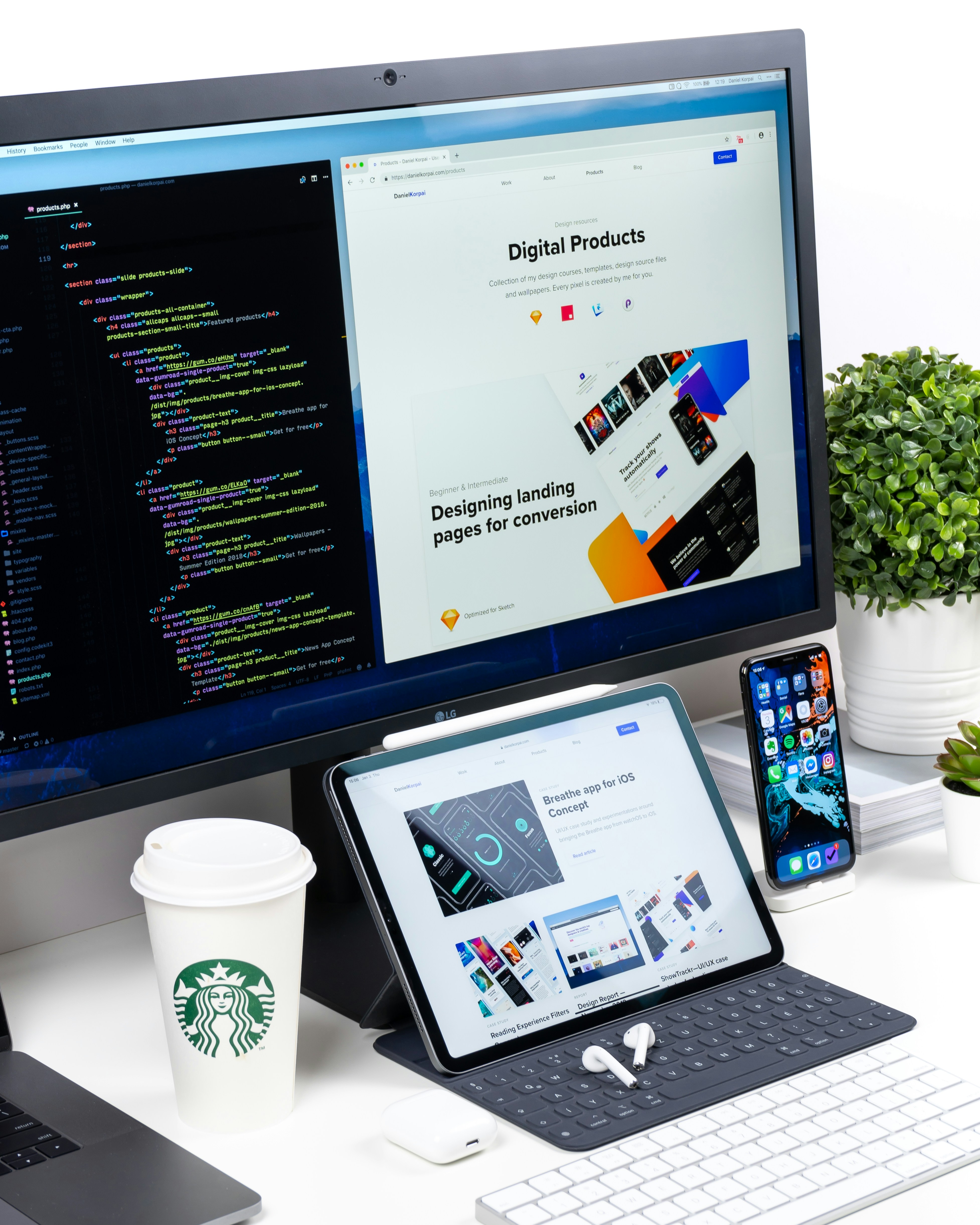 Sitio web y aplicación móvil en distintos dispositivos